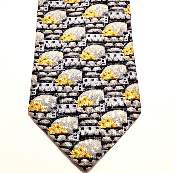 Ermenegildo Zegna Necktie; Excellent Condition - Picture 3 of 4